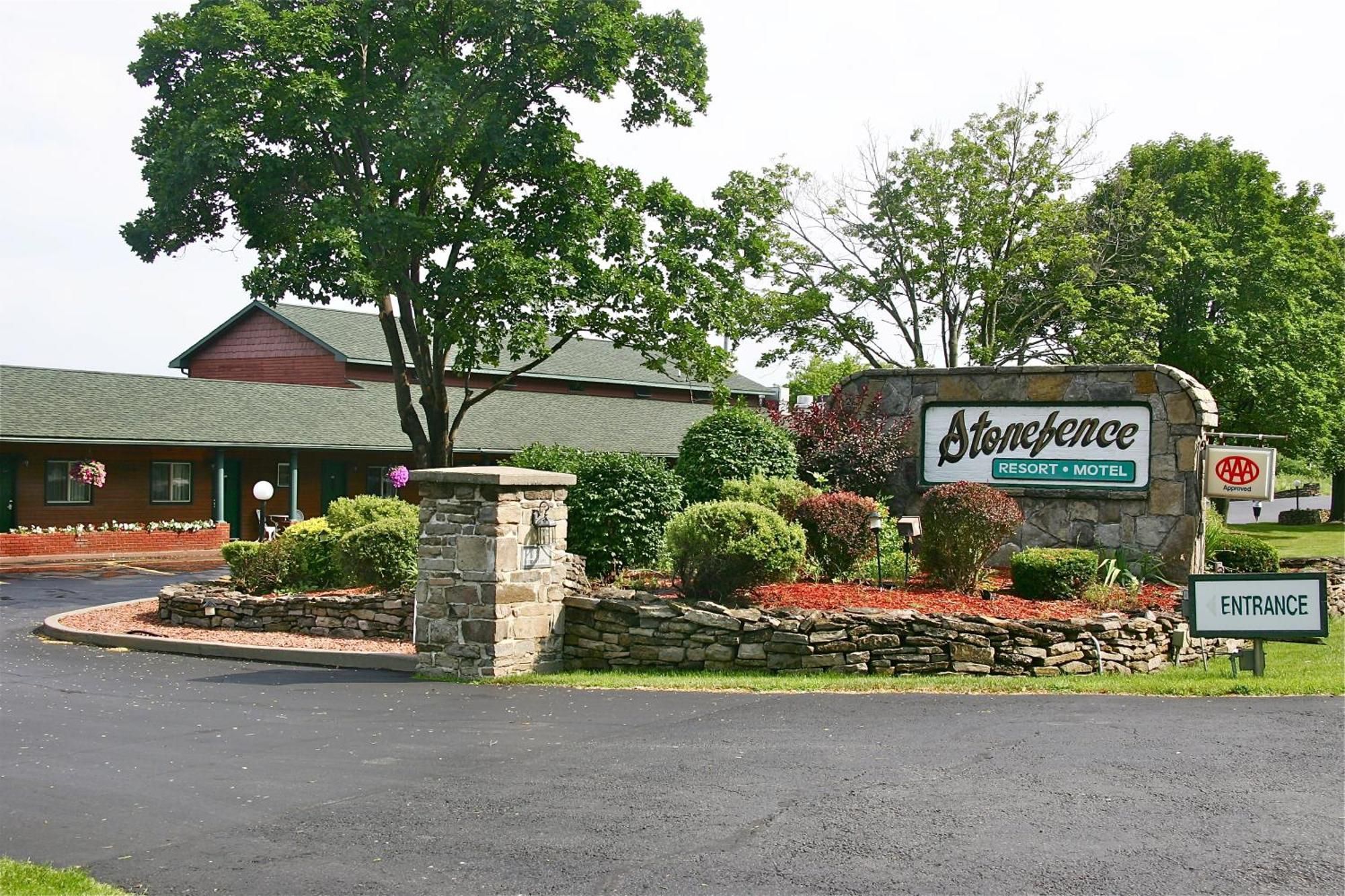 斯通芬斯度假酒店 Ogdensburg 外观 照片